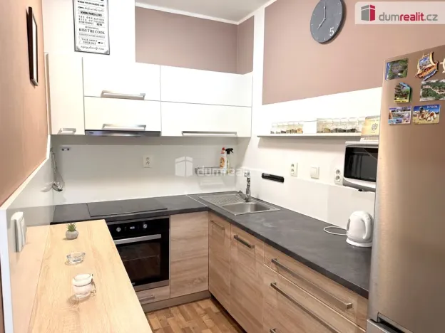 Prodej bytu 2+kk, Uherské Hradiště, Zahrádky, 54 m2