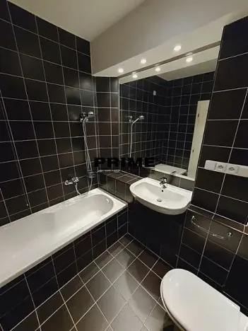 Pronájem bytu 3+1, Praha - Nové Město, Odborů, 87 m2