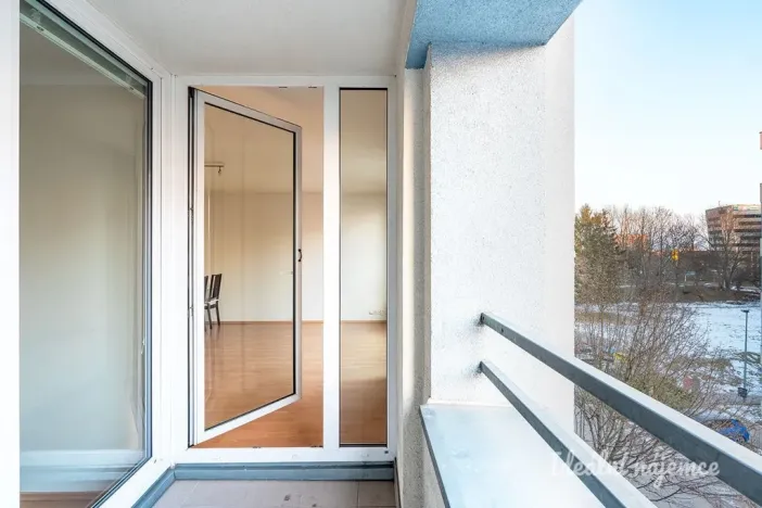 Pronájem bytu 2+kk, Praha - Prosek, Libočanská, 57 m2