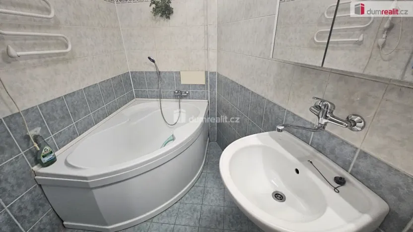 Pronájem bytu 3+kk, Praha - Libeň, Pivovarnická, 60 m2