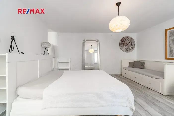 Prodej bytu 2+1, Praha - Karlín, Pernerova, 60 m2