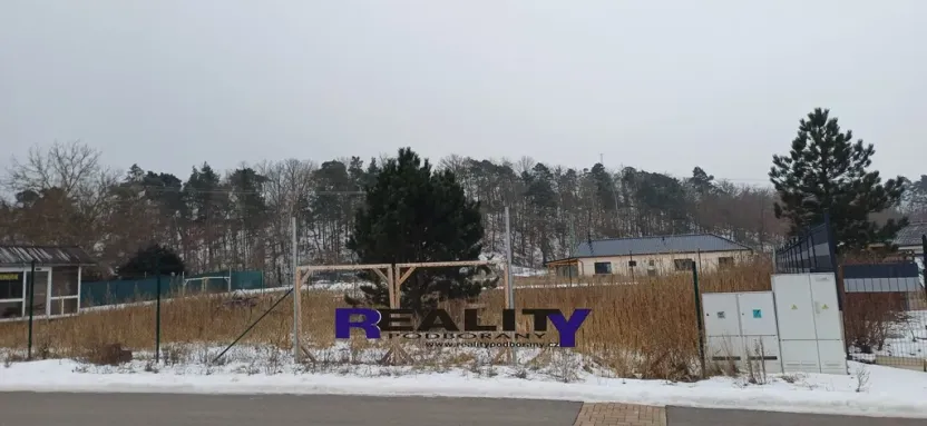 Prodej pozemku pro bydlení, Holedeč, Luční, 831 m2