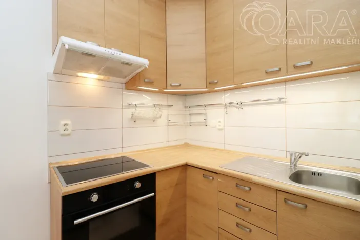 Pronájem bytu 2+kk, Praha, Kurta Konráda, 46 m2