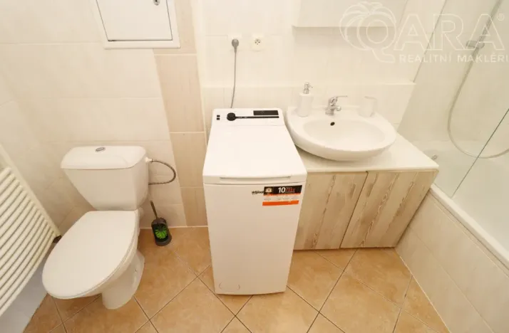 Pronájem bytu 2+kk, Praha, Kurta Konráda, 46 m2