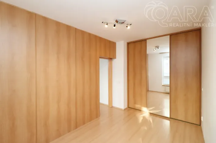 Pronájem bytu 2+kk, Praha, Kurta Konráda, 46 m2