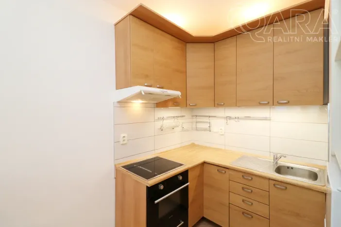 Pronájem bytu 2+kk, Praha, Kurta Konráda, 46 m2