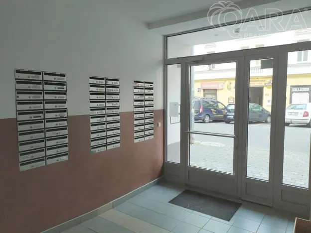 Pronájem bytu 2+kk, Praha, Kurta Konráda, 46 m2