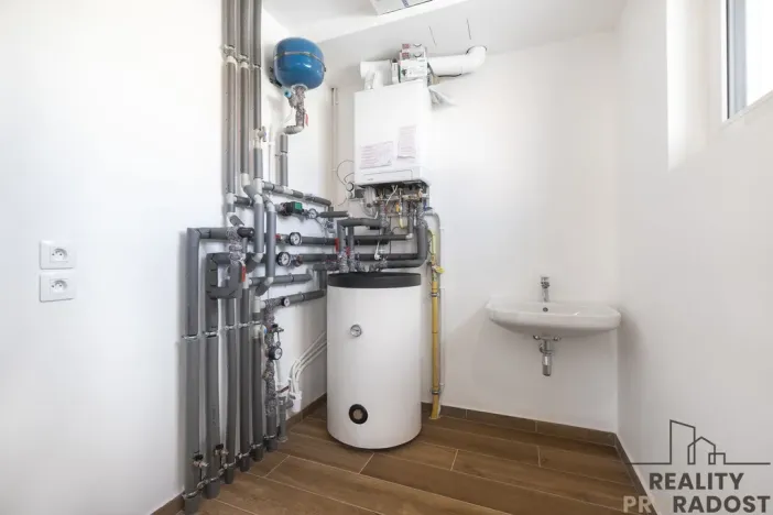 Prodej bytu 4+kk, Ostopovice, B. Němcové, 170 m2