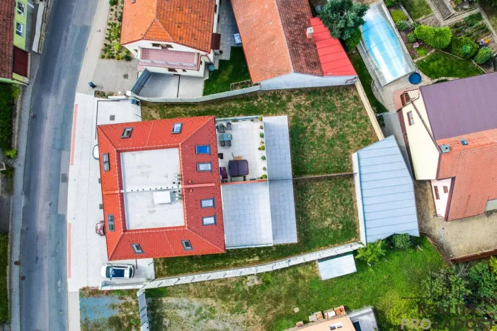 Prodej bytu 4+kk, Ostopovice, B. Němcové, 170 m2