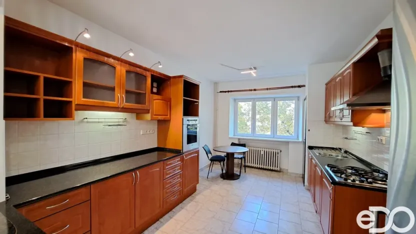 Pronájem bytu 2+1, Kolín - Kolín IV, Havlíčkova, 73 m2