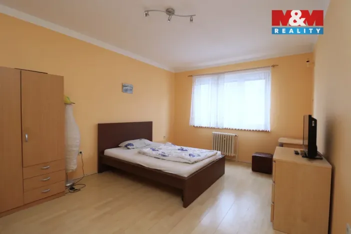 Prodej bytu 2+1, Ostrov, S. K. Neumanna, 64 m2