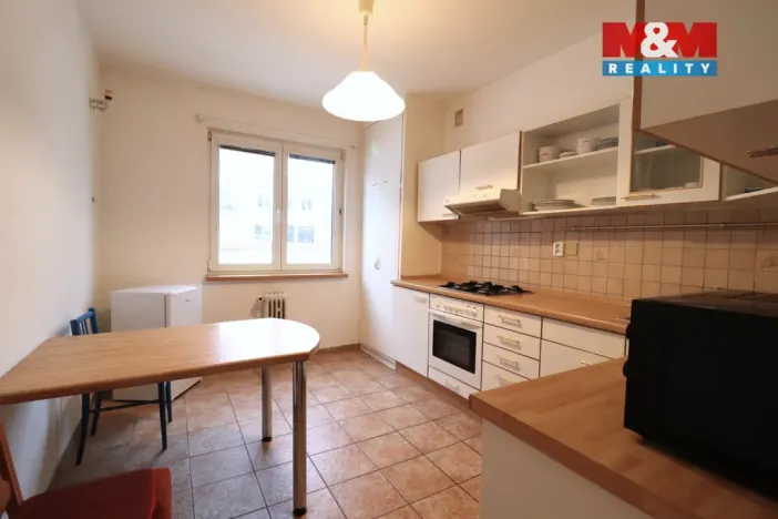 Prodej bytu 2+1, Ostrov, S. K. Neumanna, 64 m2