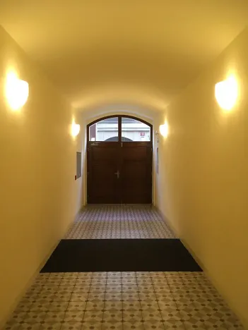 Pronájem bytu 1+kk, Praha - Karlín, Thámova, 29 m2