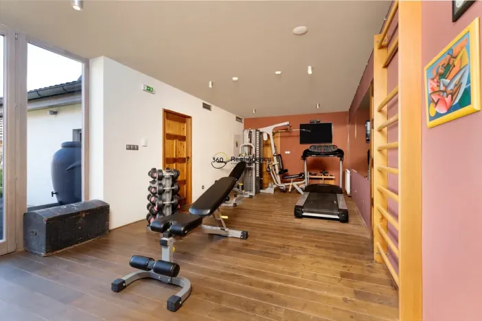 Prodej ubytování, Sedlec - Malé Chrášťany, 1420 m2