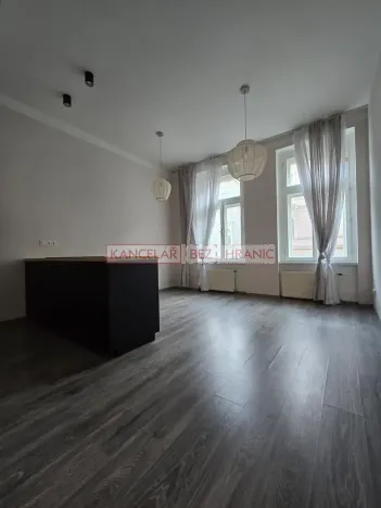 Pronájem bytu 2+kk, Praha - Žižkov, Blahníkova, 51 m2