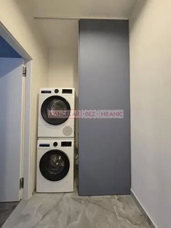 Pronájem bytu 2+kk, Praha - Žižkov, Blahníkova, 51 m2