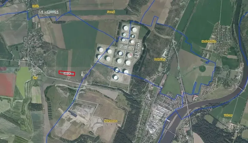 Prodej pole, Uhy, 15276 m2