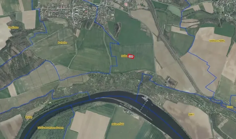 Prodej pole, Hoštka, 3568 m2