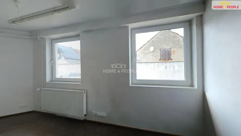 Pronájem výrobních prostor, Židlochovice, Žerotínovo nábřeží, 985 m2