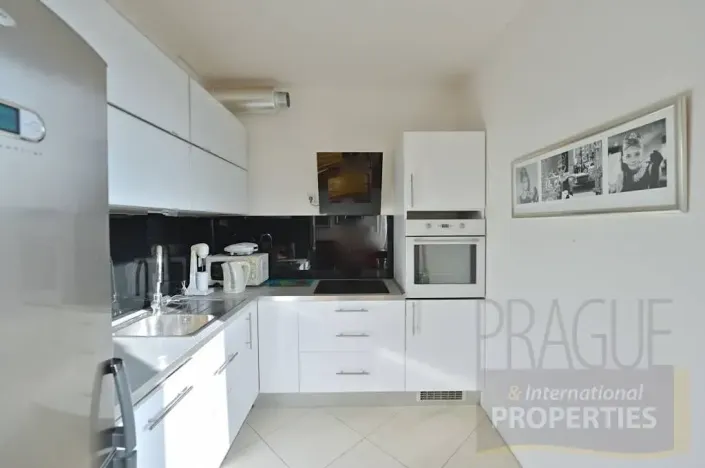 Pronájem bytu 2+kk, Praha, 69 m2