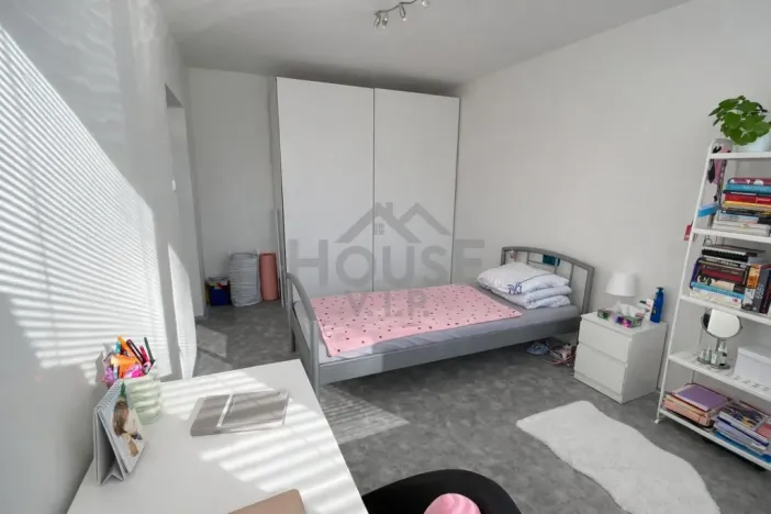 Prodej bytu 4+1, Praha - Prosek, Mimoňská, 74 m2