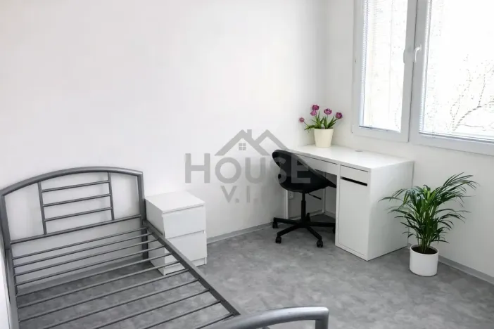 Prodej bytu 4+1, Praha - Prosek, Mimoňská, 74 m2