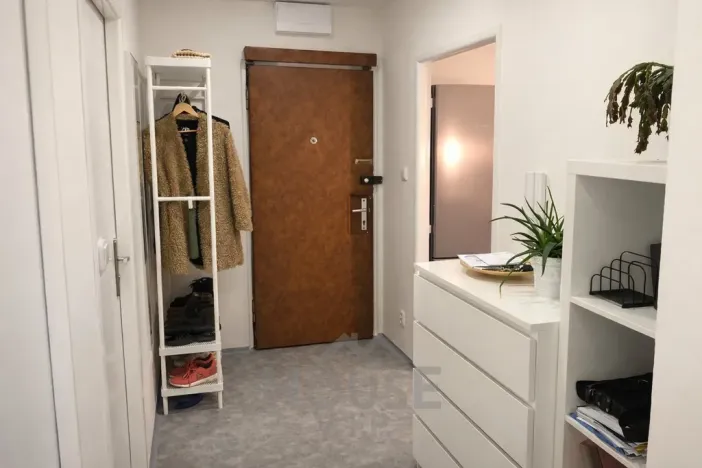 Prodej bytu 4+1, Praha - Prosek, Mimoňská, 74 m2