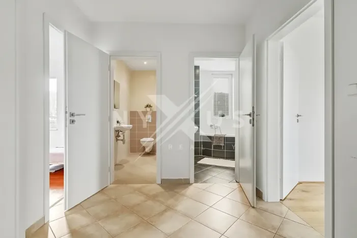 Prodej bytu 3+kk, Praha - Suchdol, Holubí, 83 m2