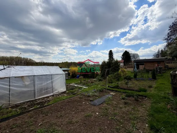 Prodej zahrady, Chomutov, 340 m2