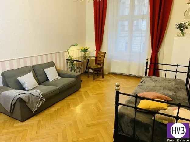 Pronájem bytu 2+kk, Praha, Vyšehradská, 53 m2