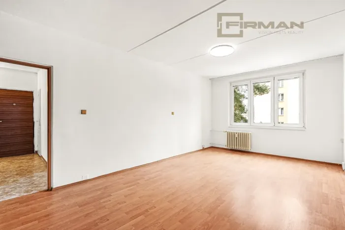 Prodej bytu 2+1, Karlovy Vary - Rybáře, Plešivecká, 61 m2