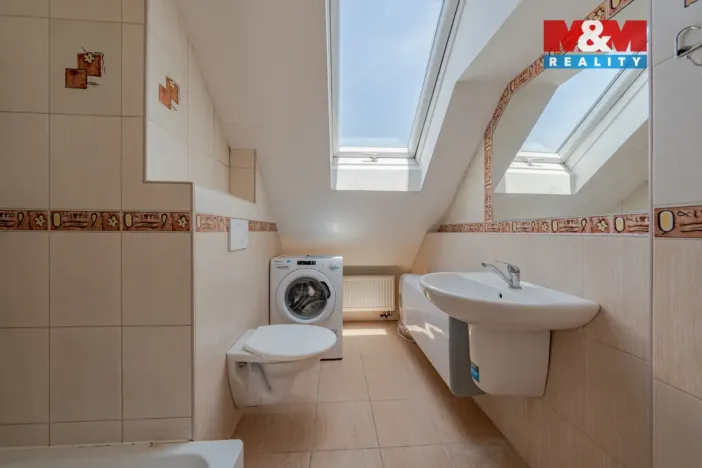 Pronájem bytu 4+kk, Choryně, 93 m2