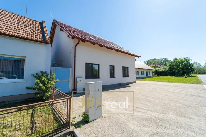 Prodej rodinného domu, Novosedly, 176 m2