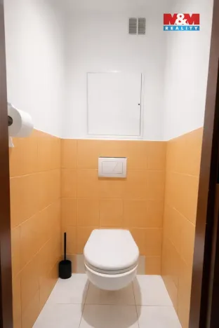 Prodej bytu 3+1, Podbořany, Dukelská, 59 m2