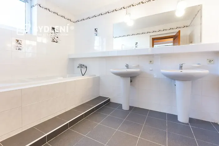 Prodej rodinného domu, Zahořany, 250 m2