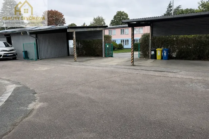 Pronájem komerční nemovitosti, Hradec Králové, Zemědělská, 695 m2