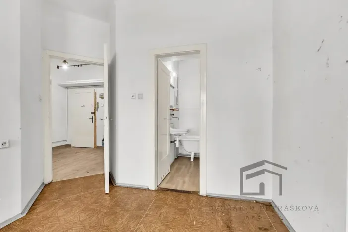 Prodej bytu 2+kk, Praha - Libeň, Prosecká, 47 m2