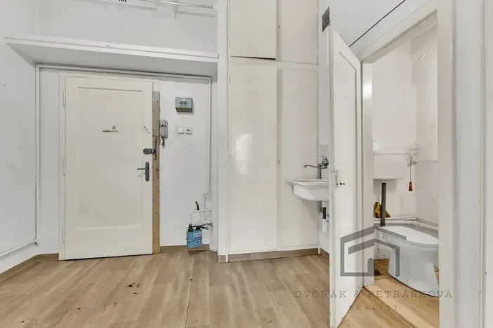 Prodej bytu 2+kk, Praha - Libeň, Prosecká, 47 m2