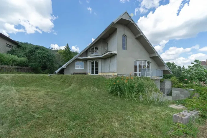 Prodej rodinného domu, Praha - Radotín, Na Viničkách, 200 m2