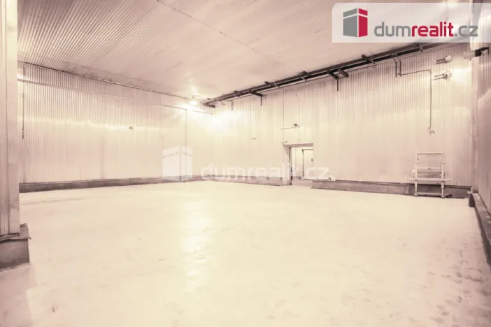 Pronájem skladu, Lhenice, Netolická, 1582 m2