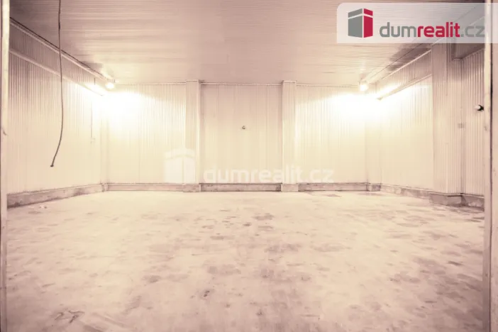 Pronájem skladu, Lhenice, Netolická, 1582 m2