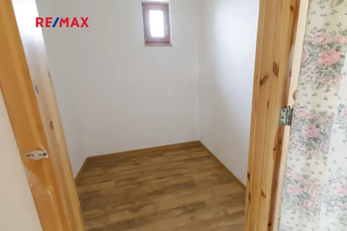 Prodej rodinného domu, Jindřichovice pod Smrkem, 140 m2