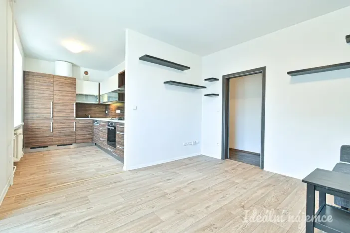 Pronájem bytu 3+kk, Brno - Líšeň, Bačovského, 72 m2