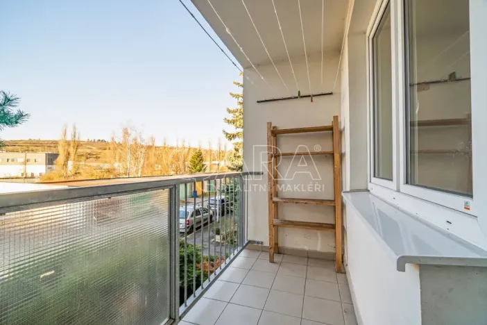 Pronájem bytu 3+1, Kralupy nad Vltavou - Mikovice, 28. října, 64 m2