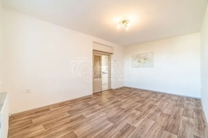 Pronájem bytu 3+1, Kralupy nad Vltavou - Mikovice, 28. října, 64 m2