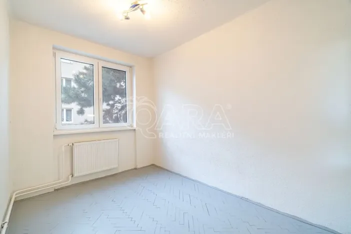 Pronájem bytu 3+1, Kralupy nad Vltavou - Mikovice, 28. října, 64 m2