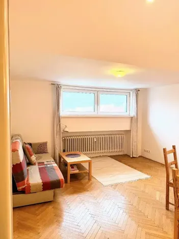Prodej bytu 2+kk, Praha - Bubeneč, Lotyšská, 39 m2