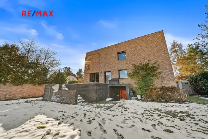 Prodej vily, Praha - Klánovice, Zádražanská, 330 m2