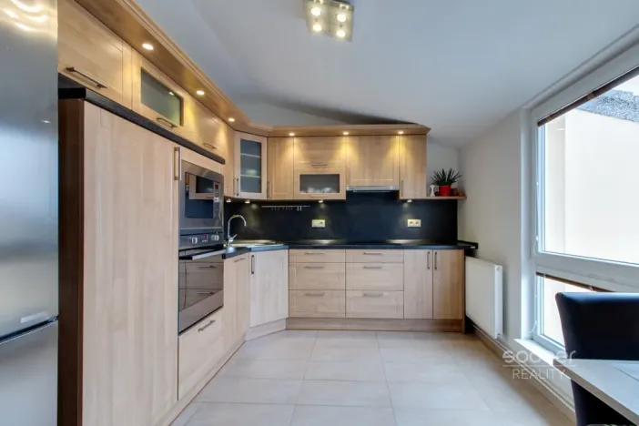 Pronájem bytu 3+1, Nupaky, U Školky, 72 m2