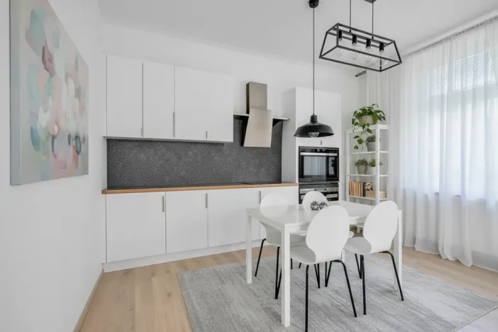 Prodej bytu 2+kk, Trutnov - Poříčí, Voletinská, 50 m2